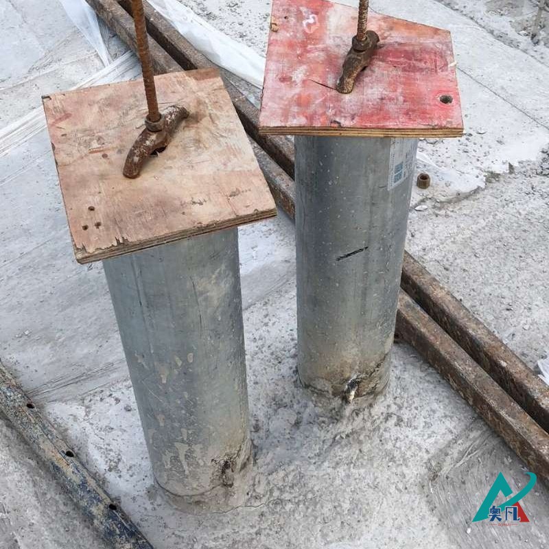 出屋面刚性防水套管，混泥土浇筑后效果 .jpg