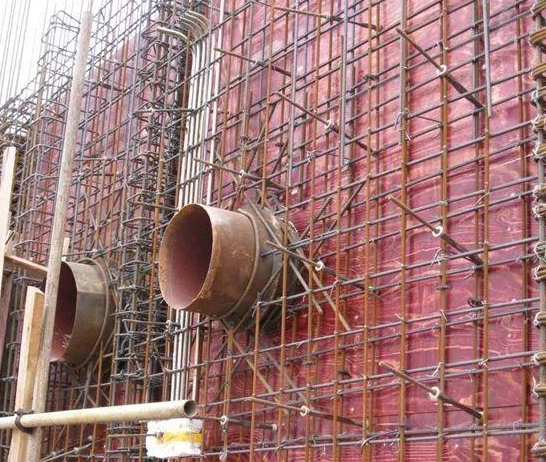 防水套管随土建一起施工预埋图片